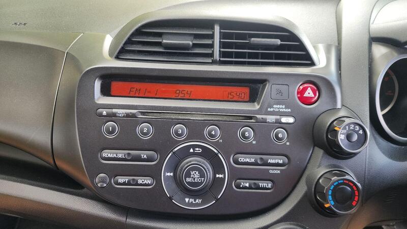 2013 Honda Jazz — photo 33