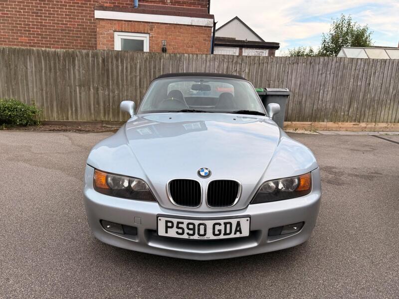 BMW Z3 — photo 1