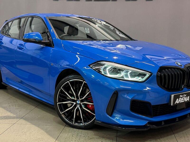 BMW 1 Series view 3