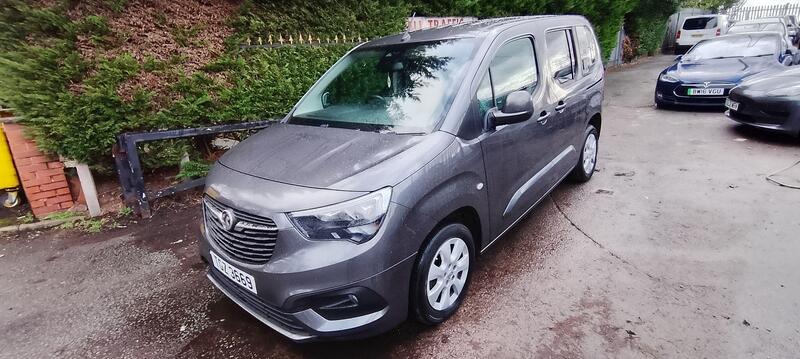 Vauxhall Combo Life main image