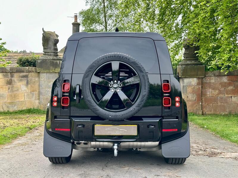 Land Rover Defender view 5