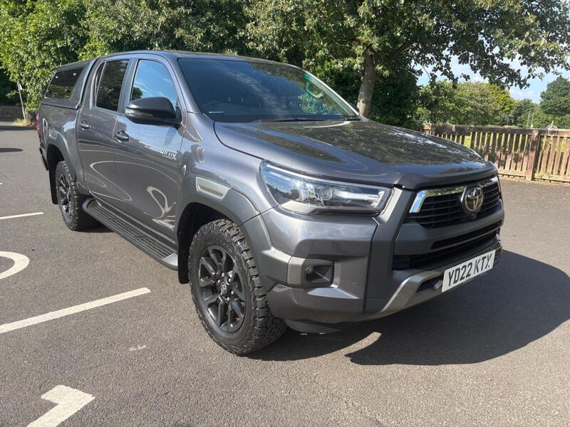 Toyota Hilux main image