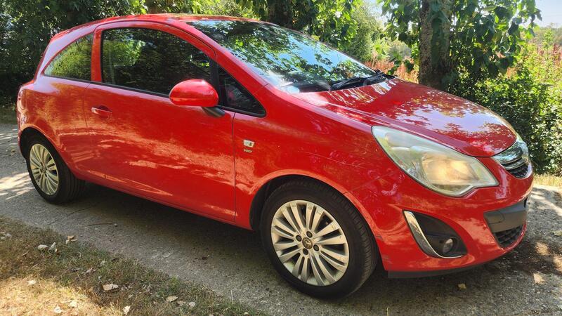 2013 Vauxhall Corsa — photo 10