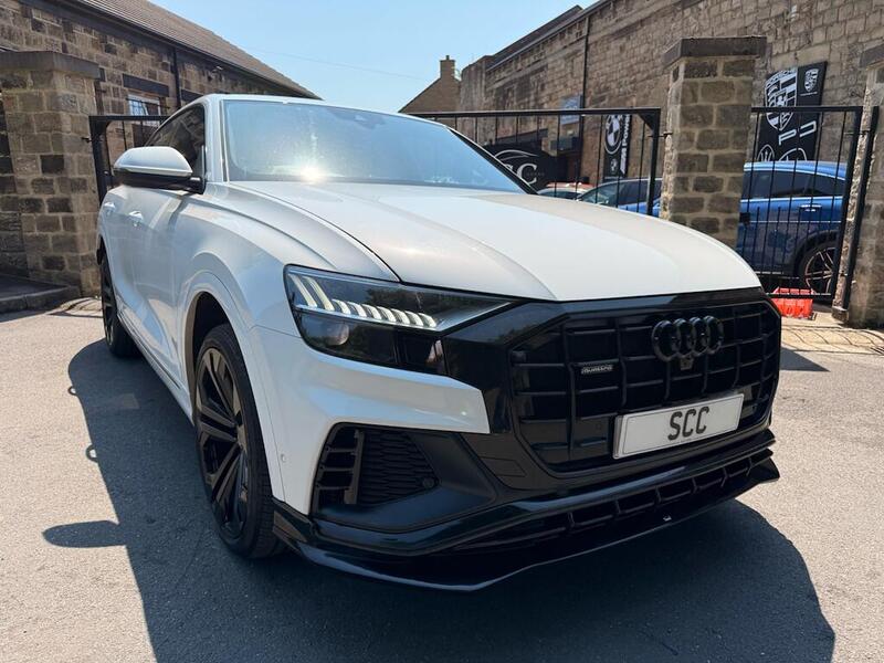 Audi Audi Q8 view 2