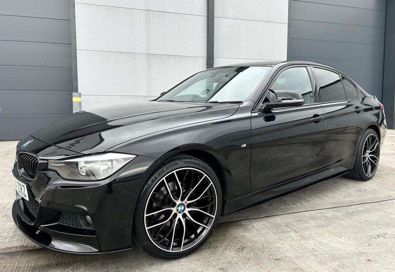 BMW 3 Series view 3