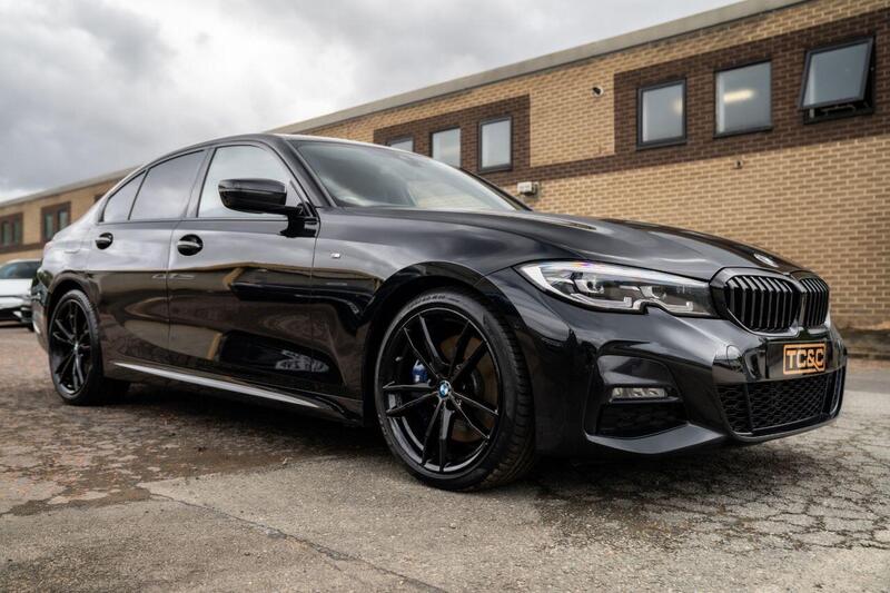 BMW 3 Series view 6