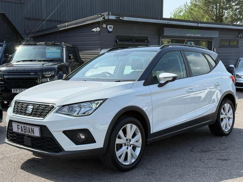 Seat Arona view 5