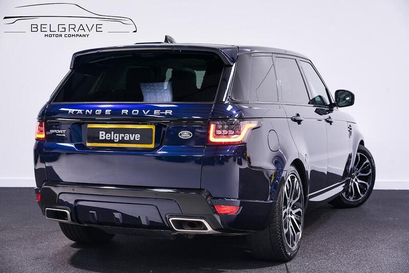 Land Rover Range Rover Sport view 3