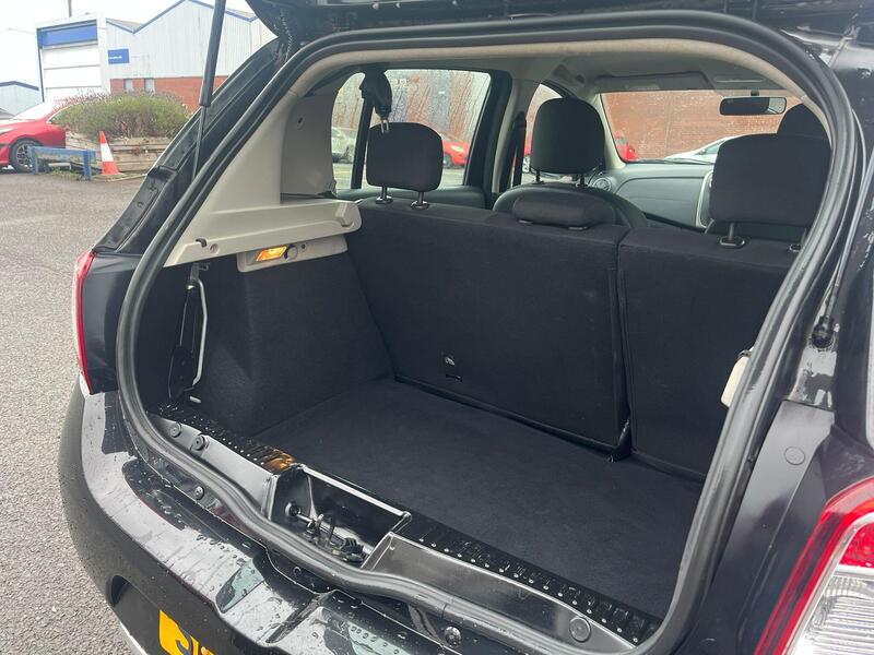 Dacia Sandero Stepway view 7