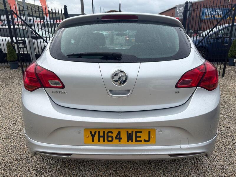 Vauxhall Astra view 5