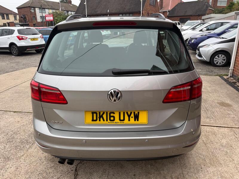 Volkswagen Golf Sportsvan view 7