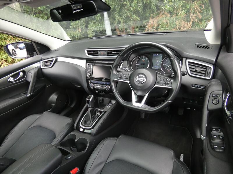 Nissan Qashqai view 2