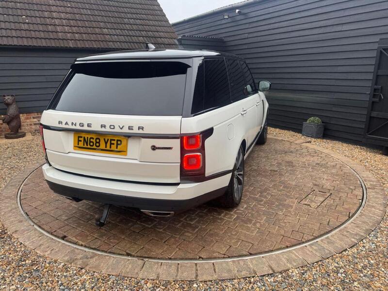 Land Rover Range Rover view 7