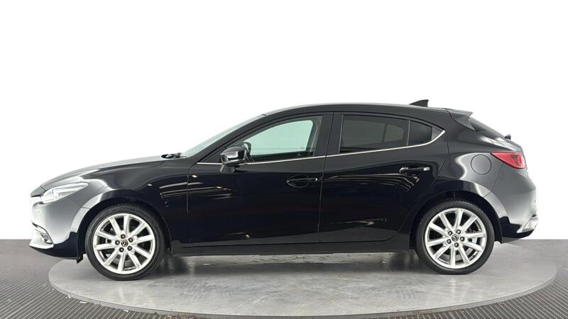Mazda Mazda3 view 7