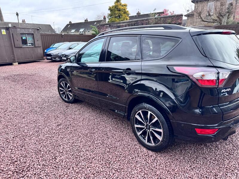 Ford Kuga view 4