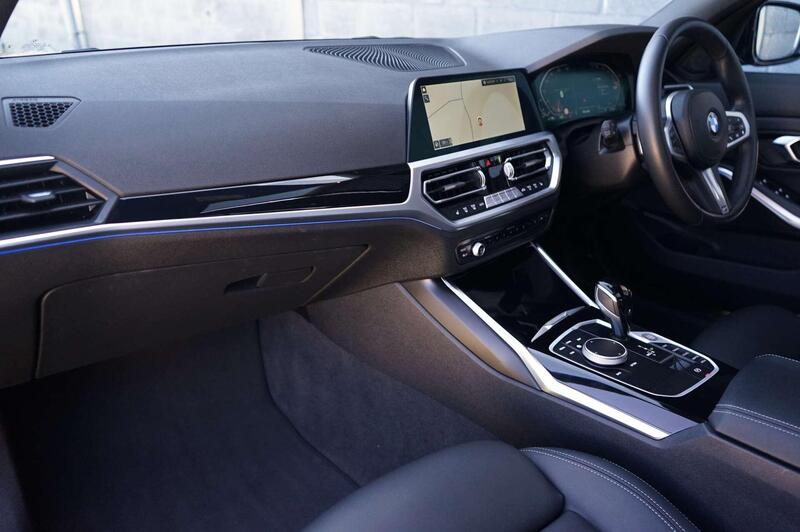 BMW 3 Series view 2