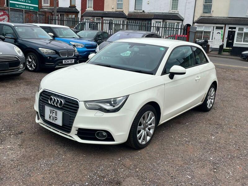 Audi A1 view 2