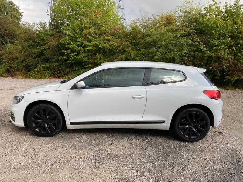 Volkswagen Scirocco view 5