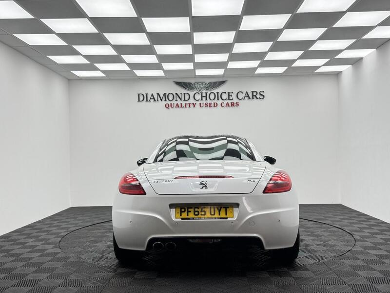 Peugeot RCZ view 5