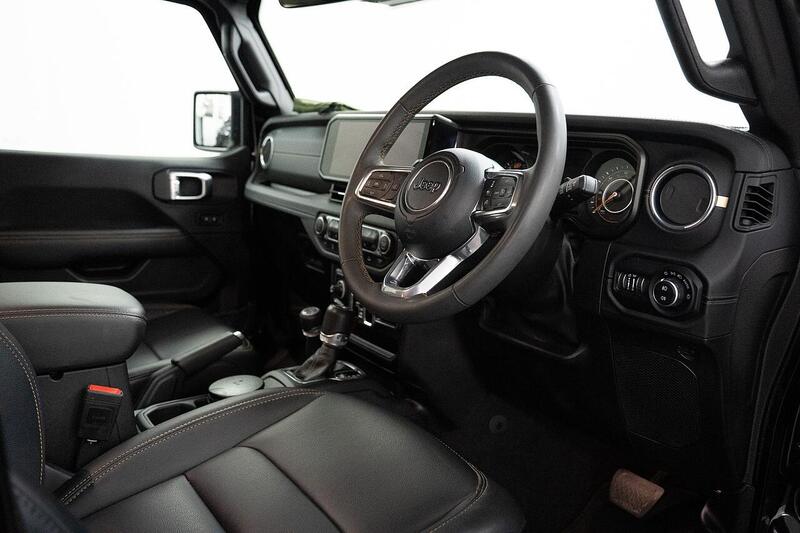 Jeep Wrangler view 3