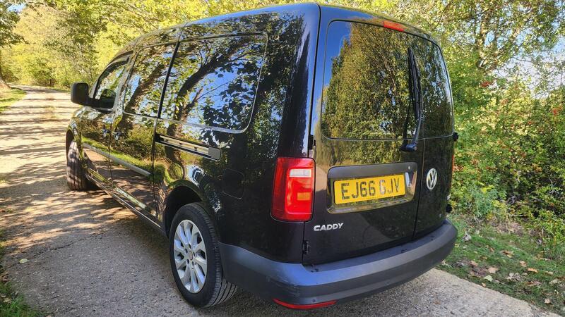 2016 Volkswagen Caddy Maxi — photo 8