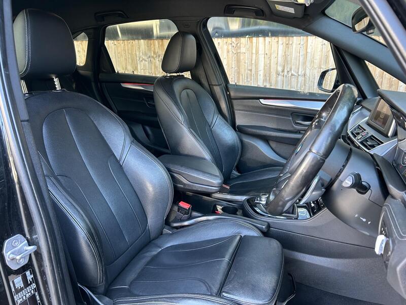 BMW 2 Series Active Tourer view 3