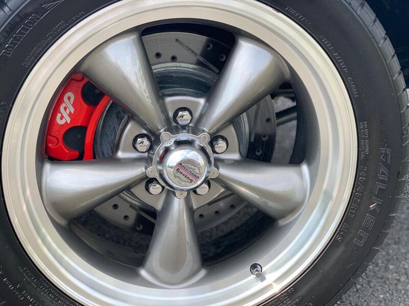 Ford Mustang view 19