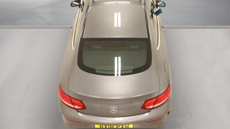 Mercedes-Benz C-Class view 5