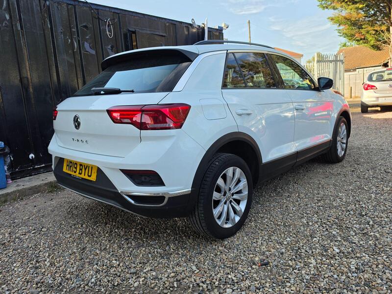 Volkswagen T-Roc 1.0 TSI SE Euro 6 (s/s) 5dr thumbnail 6