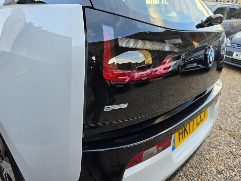 BMW i3 33kWh Auto Euro 6 (s/s) 5dr (Range Extender) thumbnail 12