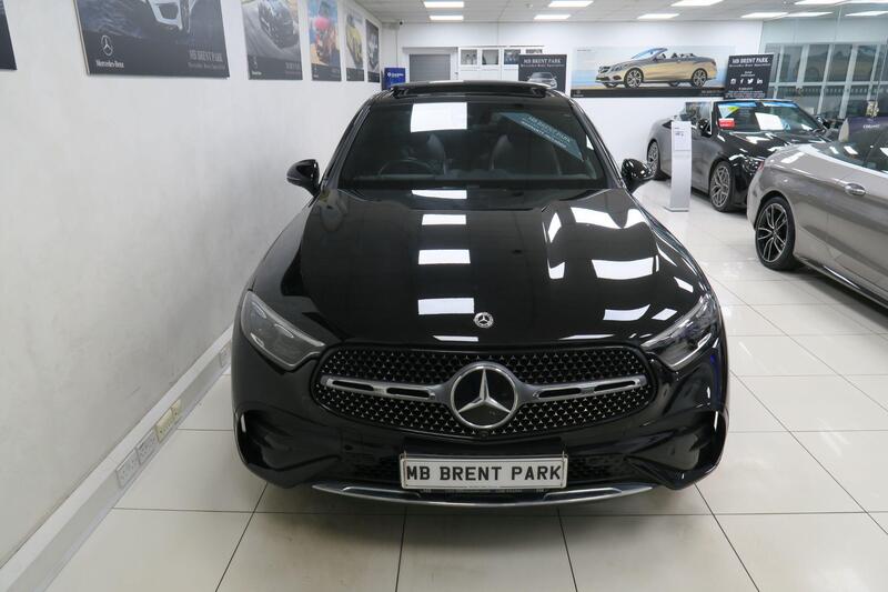 Mercedes-Benz GLC view 2