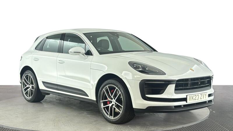 Porsche Macan view 2