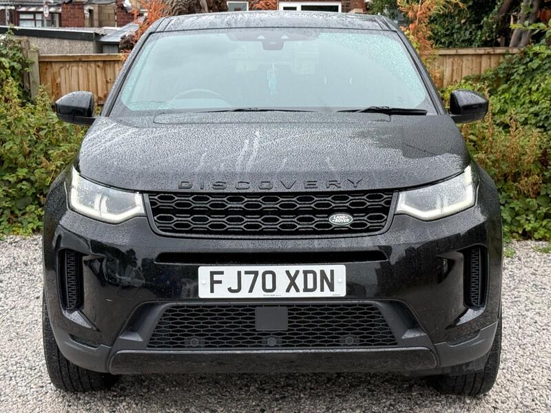 Land Rover Discovery Sport view 4