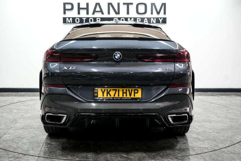BMW X6 view 4