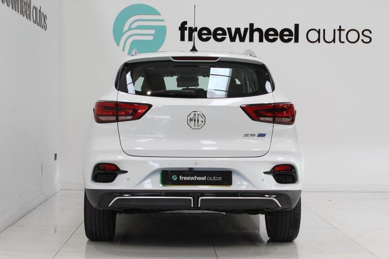 2022 MG MG ZS in White — image 66 of 70
