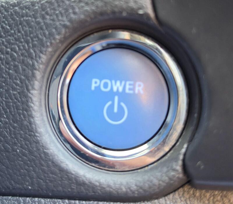 Toyota Auris 1.8 VVT-h Icon Tech CVT Euro 6 (s/s) 5dr thumbnail 44