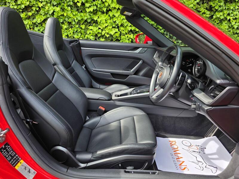 Porsche 911 view 5