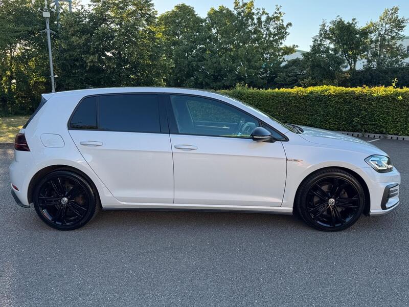 Volkswagen Golf view 5