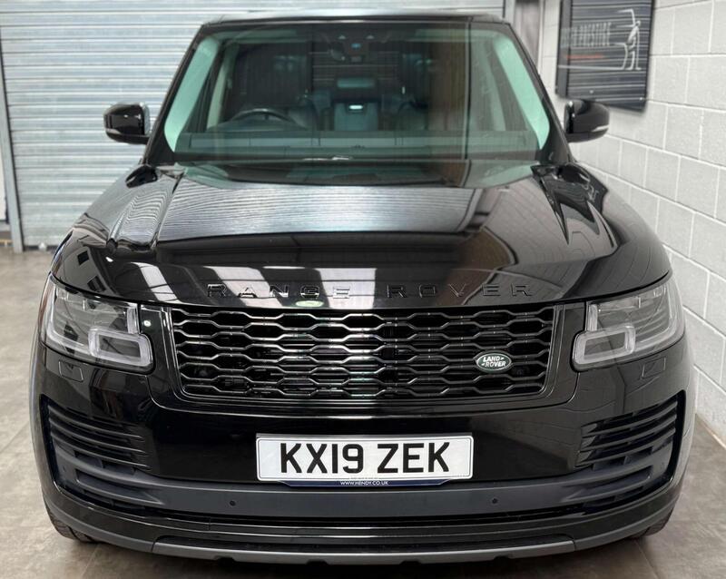 Land Rover Range Rover view 2