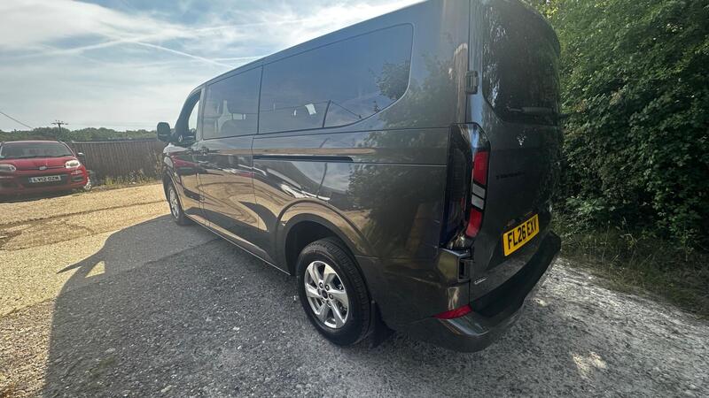 2026 Ford Transit Custom — photo 7