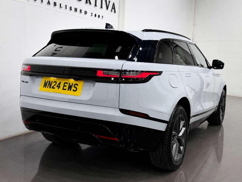 Land Rover Range Rover Velar view 4