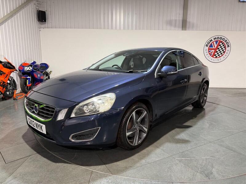 Volvo S60 view 2