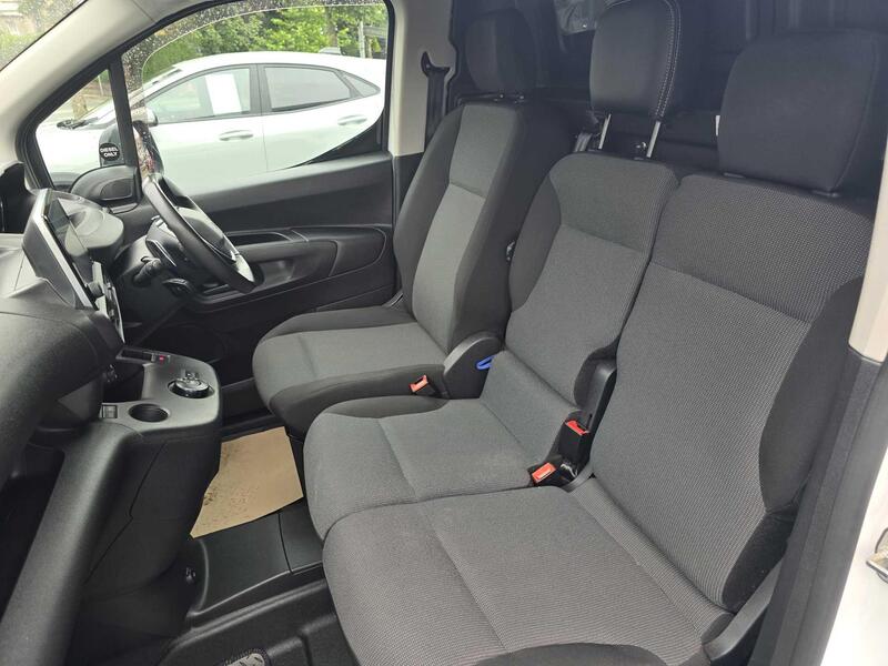 Seat Front Passenger