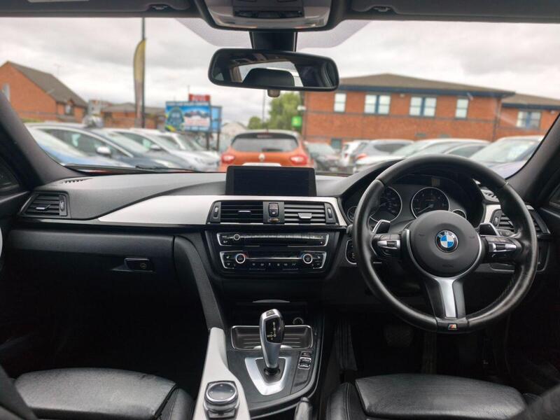 BMW 3 Series view 6