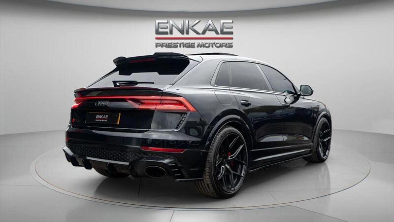 Audi Audi RSQ8 view 4