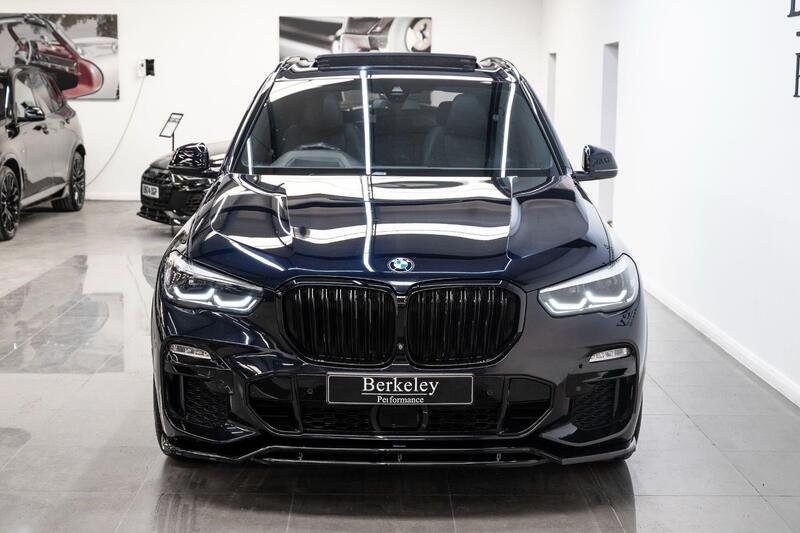 BMW X5 view 4