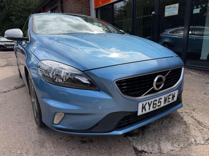 2015 Volvo V40 in Blue for sale