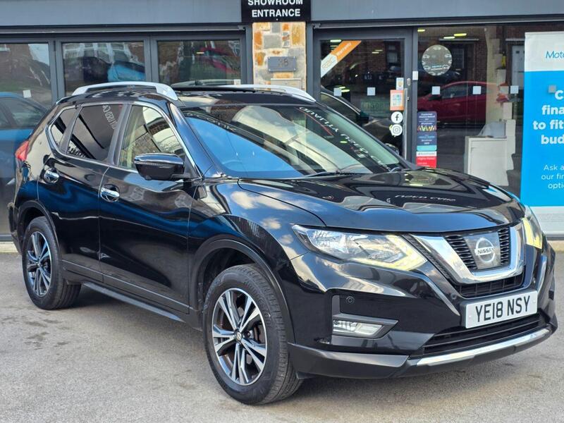 Nissan X-Trail view 4