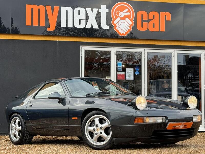 Porsche 928 main image