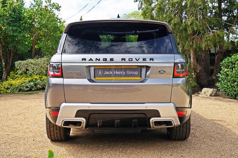 Land Rover Range Rover Sport view 4